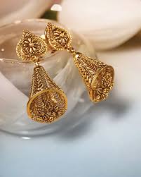 View Collection Here Https Www Tanishq Co In Collections Divyam Gold Earrings Designs Gold Jewelry Fashion Gold Jewellery Design