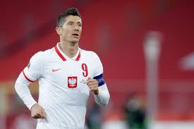 Левандовский роберт (robert lewandowski) футбол нападающий польша 21.08.1988. Report Bayern Munich S Robert Lewandowski Could Miss Poland S World Cup Qualifier Vs England Bavarian Football Works