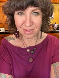 Without me saying exactly why (because you surely have your own "why's"),  Heidi Barthelemy is special. <3