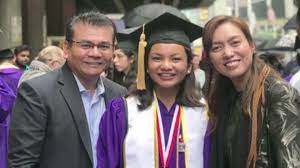 Cumlaude, cumlaude gineseda 30 units + 30 units they help to provide a better quality of life in cumlaude, drenaqua 30+30 capsules helps to remove fluid in menopausal stage. Filipina International Student And Awardee Graduates Summa Cum Laude At Nyu Youtube