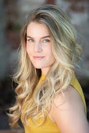 Coral Riley's Instagram, Twitter & Facebook