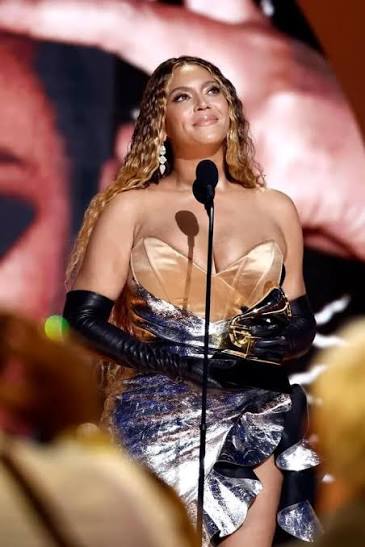 Beyoncé Donates $1 Million to Colombia Earthquake Relief Efforts