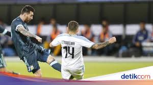 Esta es la bandera de uruguay. Penalti Messi Paksa Argentina Vs Uruguay Berakhir 2 2