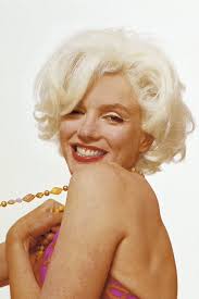 JANE 🇨🇦 🐺 ☮️ على X: "Marilyn Monroe & Edie Sedgwick photographed by Bert  Stein: I've always felt there's something similar about these 2, besides  their above/below ground stardom & being gone