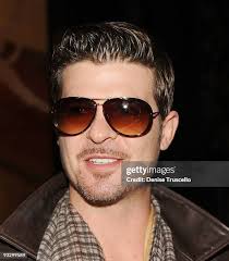 1 882 photos et images haute résolution de Kaci