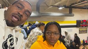 Great time catching up with Coach Dwight Berry of @chaneycowboysathleticss  about the 2025-2026 season!! #CoachBerry #YoungstownChaney #GirlsBasketball  #TheChrisGuntherShow 🎤🎧🎥🏀