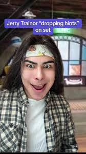 #icarly #jerrytrainor #behindthescenes #bts #quietonset #danschneider  #gross #munchymonk #lol #swag #greenscreen