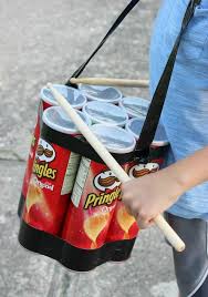 Pringles Dosen Basteln 101 Diy Ideen Zum Selbermachen Bastelideen Diy Zenideen In 2020 Instrumente Basteln Pringles Dose Musikinstrumente Basteln