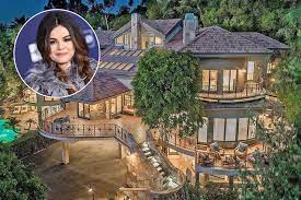 Rare beauty by selena gomez. Selena Gomez S Stunning Houses From Texas To Los Angeles Loveproperty Com