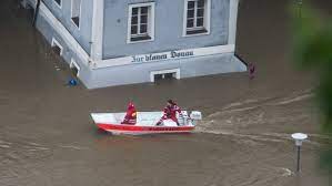 Umstrittene flutpolder an der donau wirken. Hochwasser 2013 Die Jahrhundertflut In Bayern Br De