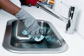 Some microbes may build their nest onto the sink fixers along with the problematic grimes, which may be a potential problem to your sink. How To Clean Kitchen Faucet An Expert Guide Swankyden Com