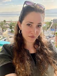 Introduction of Aura Shira Michel in Jewish Singles Group