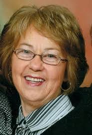 Florence Dooley's Instagram, Twitter & Facebook