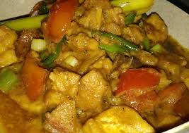 Resepnya juga cukup mudah untuk diikuti dan cara memasak tongseng kambing tanpa santan ini tidak jauh berbeda dengan dua resep sebelumnya. Resep Tongseng Sapi Yang Enak