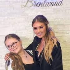 Welcome to the sims resource! Chloe Sims Throws Lavish 16th Birthday Party For Rarely Seen Daughter Madison Mirror Online