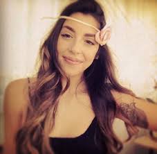 Garota Universitária 2013