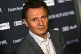 This is offical fanpage of liam neeson join here for latest pics. Liam Neeson Spricht Mit Seiner Verstorbenen Frau Brigitte De