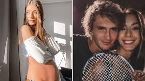 Zverev, who made his maiden grand slam final. Alexandra Zverev S Pregnant Ex Girlfriend Brenda Patea Says She Has No Contact With The Tennis Star 9celebrity