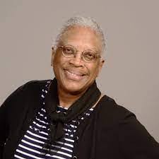 Debra Zurek's Instagram, Twitter & Facebook