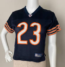 I guess nfl shop must have messed up or something and sent her the wrong jersey. Reebok Bears Jersey Online