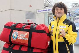 The disabled mountain climber lost all his fingers in a frostbite while scaling alaska range in 1991. Vogh97irh Vb M