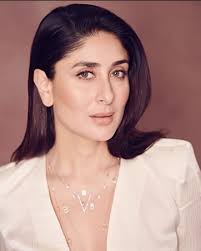Kareena Kapoor Khan Biography Age Height Movies Net Worth More Kareena Kapoor Kareena Kapoor Khan Karena Kapoor