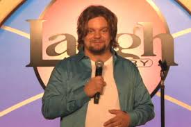 Comedians such as jim carrey, mike myers, and john candy all hail from canada and they are definitely some of the funniest people to have ever lived. Finnish Comic Beats Indians To Win Laugh Factory S Funniest Person Contest
