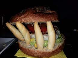 Hamburguesa De Cocodrilo Foto De L Empanat Barcelona Tripadvisor