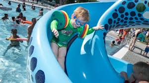 Normale babyschwimmkurse mit badewannentemperatur (ca. Munchen Kinder Durfen Kostenlos Ins Freibad Munchen Sz De