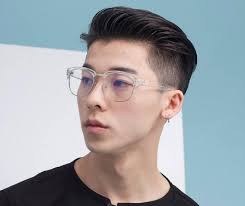 Nah, selain memperhatikan baju yang kamu kenakan, jangan lupa soal potongan rambut, yes. Tampilkan Kesan Fresh Dengan 9 Model Rambut Pria Korea Ini Updated 2020 Bukareview