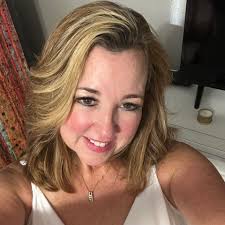 🎃👻 It's spooky season, and our Zoe herd is dressed to impress! Can you  spot your favorite breed in costume?🐴