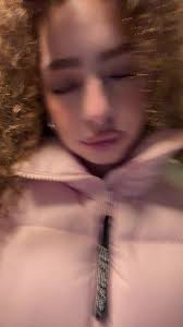 Songs with The Same Vibe As Stephanie