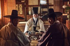 Behind - KimJongSoo] 史劇おいしい店キム・ゾンス俳優の [キングドム] シーズン2 公開 D-DAY スティルカットだけ見ても知りたい事爆発大提学ギムスンに何の事が?! 今日の午後 4時だけ待ちます. _ #NETFLIX #キングドム_シーズン2 #4施工ヶ #大提学 #ギムスン #史劇おいしい店 #キム・ゾンス  #KimJongSoo #