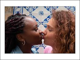 Audrey Marques. Lisbonne. 2024 .  https://olivierperrinphotographe.com/studio-photo-lisboa/ . J'ai eu le  plaisir de réaliser une séance photo avec Olivier Perrin samedi dernier, et  l'expérience a été au-delà de mes attentes. Olivier est non