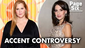 Nachdem baldwin ein foto von sich in unterwäsche veröffentlicht hatte, auf dem sie baby edu im arm hält, ergriff die komikerin ihre chance. Amy Schumer Takes Jab At Hilaria Baldwin Amid Spanish Accent Controversy Page Six Celebrity News Youtube
