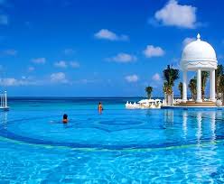 Pin By Jimena Fernandez On Cancun Riu Palace Las Americas Cancun Trip Las Americas Cancun