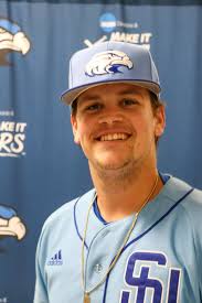 Andres Ferreiro's Instagram, Twitter & Facebook