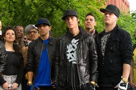 Step Up 3d Free Online Movies Tv Shows At Gomovies Un cerrado grupo de bailarines callejeros, que incluye a luke y a natalie, se reúne con el novato moose y juntos terminan.