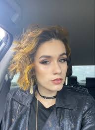 Josie Stout's Instagram, Twitter & Facebook