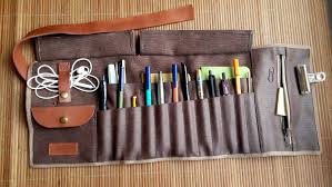 Artists Roll Up Pencil Case Brown High Capacity Roll Up Etsy Roll Up Pencil Case Canvas Pencil Case Pencil Case
