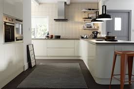 wren kitchens handleless cream gloss