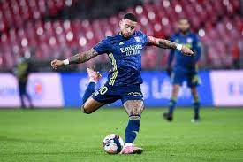Top flight offers from all lyon airports. Brest Vs Lyon Memphis Depay S Penalty Sends Lyon Top Of Ligue 1 Ligalive