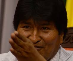 Evo pide que sedes sindicales sean casas de campaña para el MAS