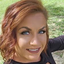 Victoria Thacker's Instagram, Twitter & Facebook