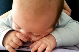 In some children, the infection turns to a severe respiratory disease. Uber Das Rs Virus Und Pseudokrupp Tipps Fur Eltern Baby Kind Und Meer