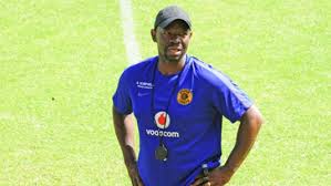 Kaizer chiefs (host) and golden arrows (guest) tournament: Kaizer Chiefs V Golden Arrows What Can Steve Komphela From Clinton Larsen Sportson