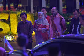 Skrol ke bawah untuk melihat senarai kalendar seluruh negara atau pilih kalendar negeri anda. Galeri Foto Album Sambutan Hari Malaysia 2018 Oleh Yab Perdana Menteri Di Padang Merdeka Kota Kinabalu Sabah Pada 16 September 2018 Image Sambutan Hari Malaysia 2018 Oleh Yab Perdana