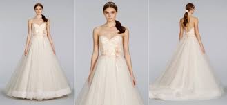We would like to show you a description here but the site won't allow us. Designer Brautkleider Von Lazaro Kollektionen 2013 2014