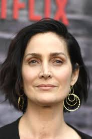 Carrie-Anne Moss Biography