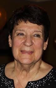 Marie Dey's Instagram, Twitter & Facebook